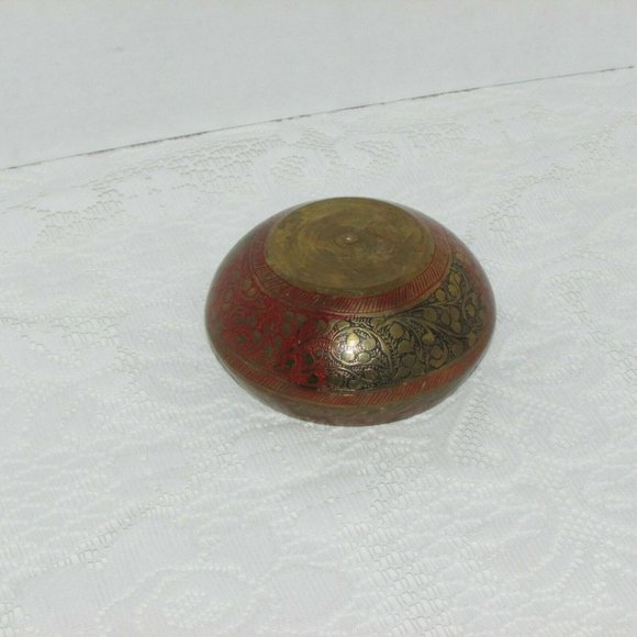 Vintage Etched Brass Low Vase Boho Planter Red Black Enamel 4" Decorative - Picture 5 of 6